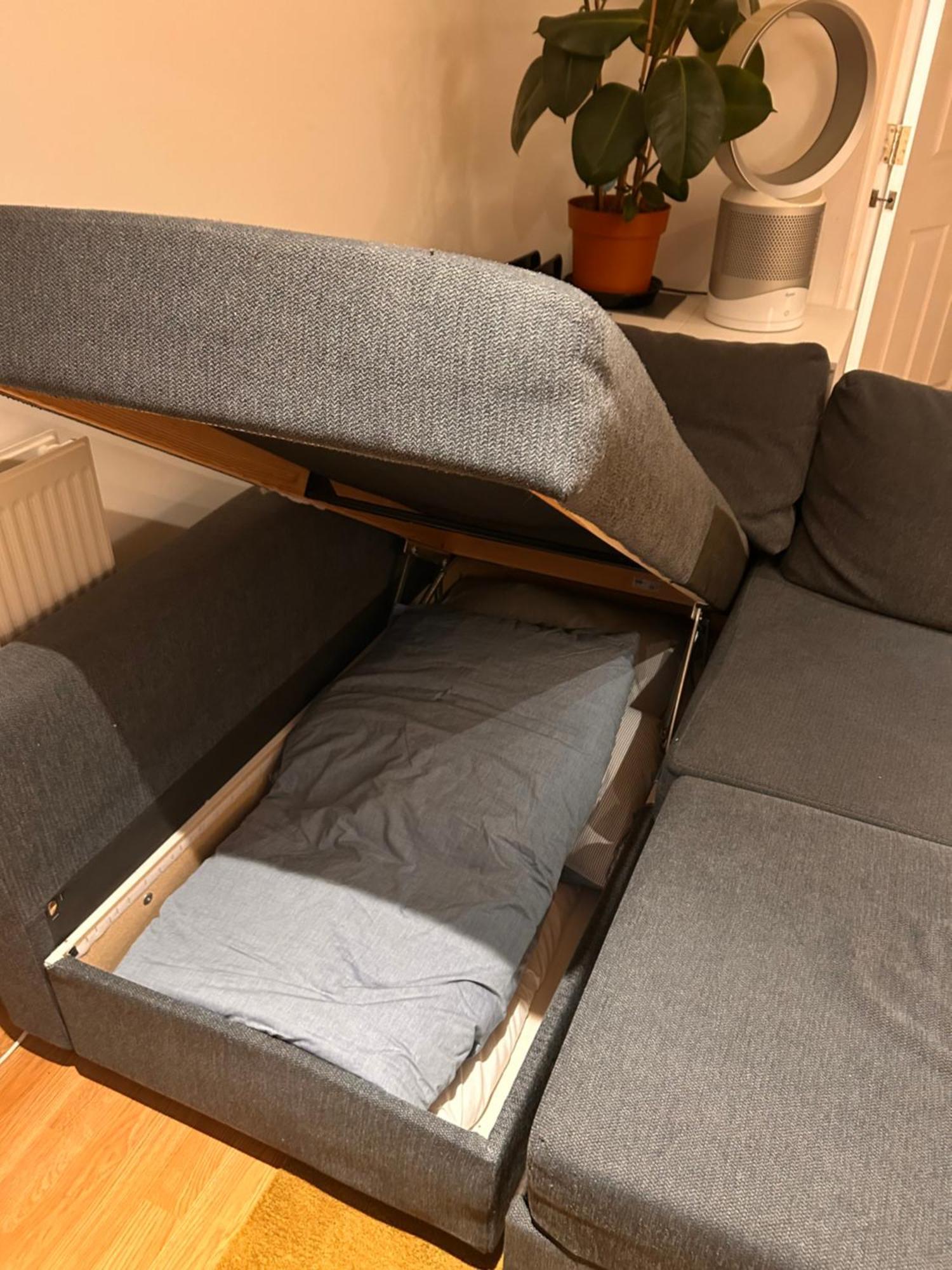 One Bedroom Flat - Pets Welcome * Chertsey